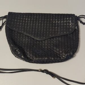 Vintage Leather Basketweave Crossbody Bag Black